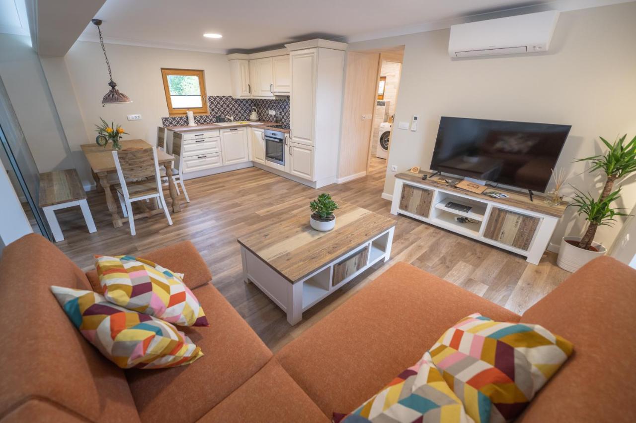 Holiday Home Virida, App Leopold III Ivancna Gorica Dış mekan fotoğraf